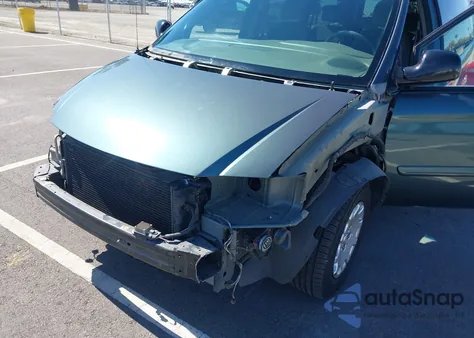 2004 Chrysler Town & Country Lx из США, поврежденный, VIN 2C4GP44R24R510047